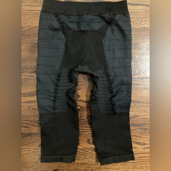 XO skin midi capri tights - Picture 3 of 5